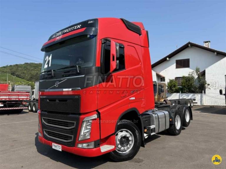 VOLVO - FH - 2021/2021 - Vermelha - Sob Consulta