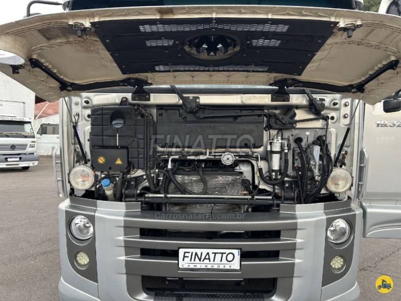 VOLKSWAGEN - 19-320 - 2006/2006 - Prata - Sob Consulta