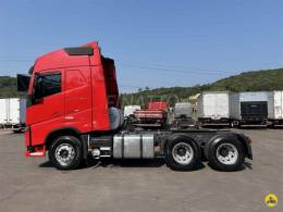 VOLVO - FH - 2021/2021 - Vermelha - Sob Consulta